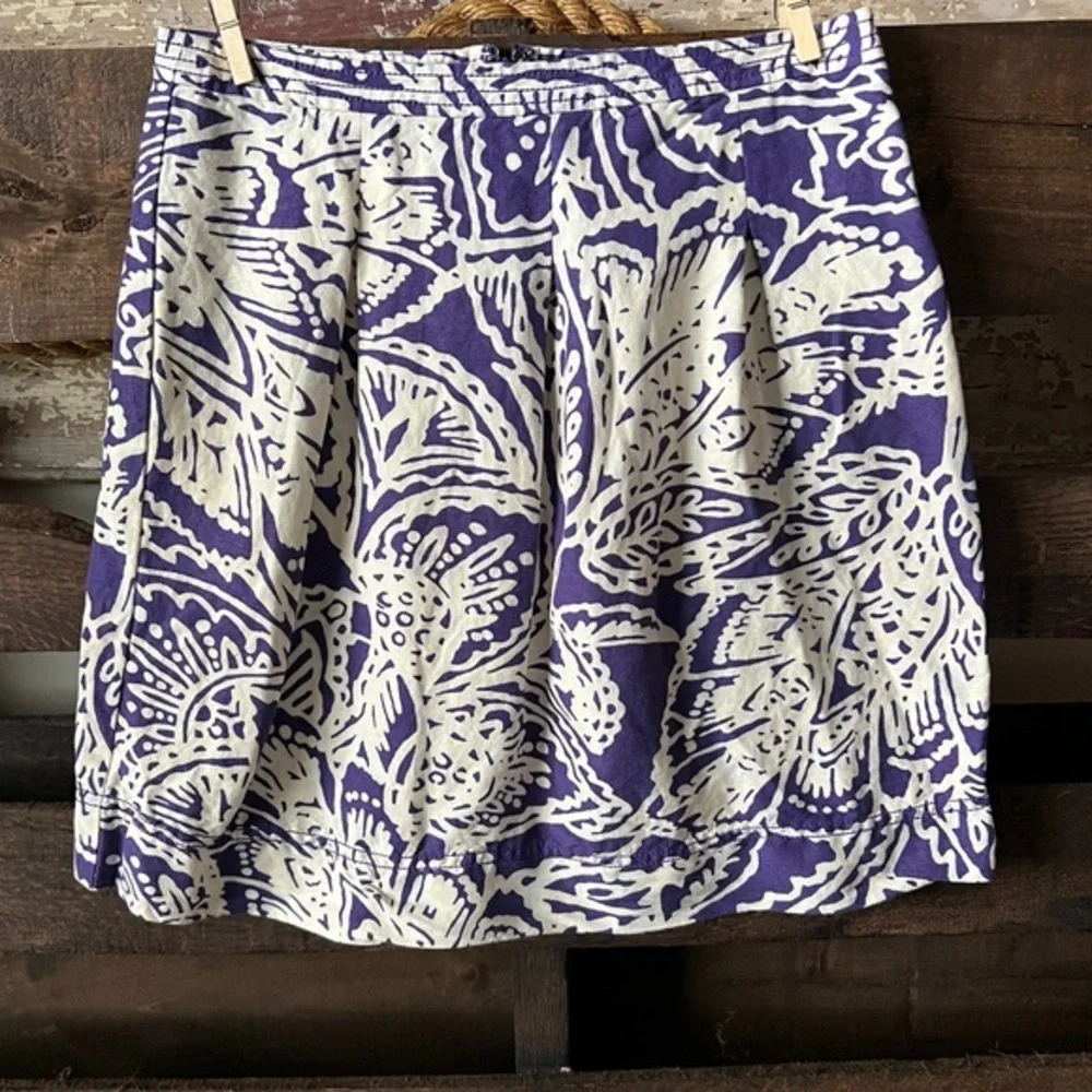 🟤LOFT Mini Skirt in Purple/Cream Print Sz 0 Petite